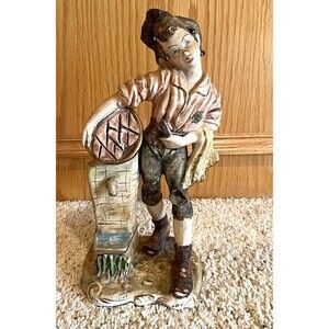 Capodimonte? Italian Figurine Baker Porcelain Fountain Breadbasket Pie Woman